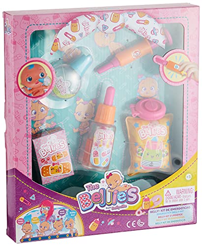 The Bellies From Bellyville Pinky -Twink, Muñeco Interactivo para Niños Y Niñas De 2 A 8 Años (Famosa 700014563) + Kit De Cuidados para Muñecos Bebé (Famosa 700014343)