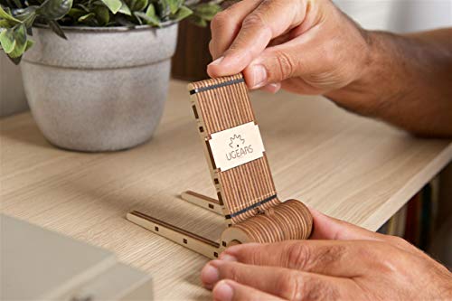 UGEARS Soporte móvil Mesa Madera - Soporte Universal para Smartphone Plegable y portátil - Puzzles 3D de Madera - Maquetas Madera - Rompecabezas 3D para Adultos - Smartphone Holder Flexible