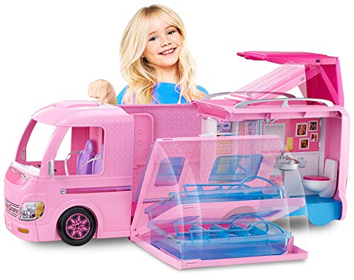 Barbie Casa Malibu, casa de muñecas de Dos Pisos Plegable con Muebles y Accesorios, Regalo para niñas y niños 3-9 años (Mattel FXG57) + Supercaravana de Autocaravana FBR34