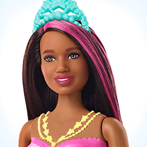 Barbie Dreamtopia, Sirena morena nada y brilla con accesorios (Mattel GFL83)