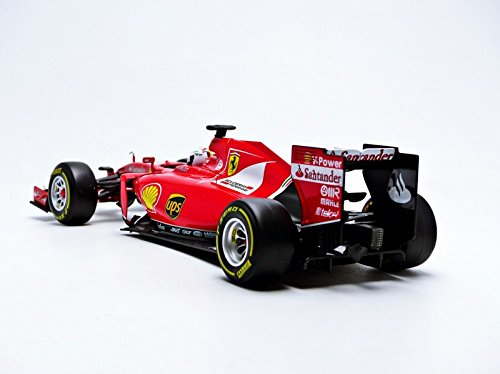 Burago 1/18 Scale Diecast Model 18-16801 Ferrari SF15-T - Sebastien Vettel #5