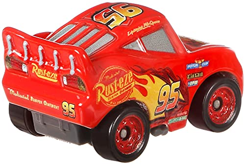 Disney Cars GYD35 Mini Racers de metal, juego de 3 con Hot Rod Smokey, River Scott y McQueen de metal