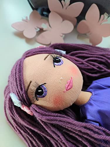 DRIMYDOLLS - Muñeca de Trapo de Moda en Morado Niña, Suave, Diseño Exclusiva, Hecha a Mano, Blandita, 35 CM, Ojos Arcoiris, Regalo Juguetes niñas, Colección Selene, Serie Limitada 300 UD. en el Mundo