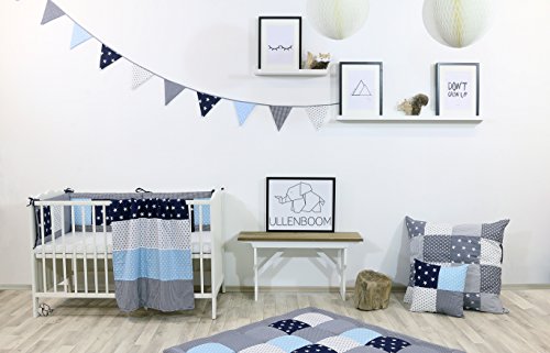 Guirnalda de banderines de ULLENBOOM ® con azul claro azul gris (guirnalda de tela: 1,90 m; 5 banderines; decoración para la habitación de los niños; fiestas de bienvenida para bebés)