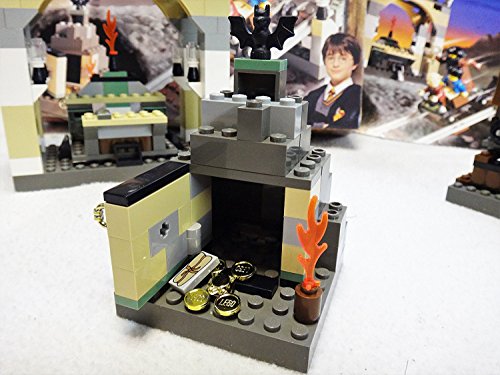 LEGO 4714 Harry Potter - Banco Gringotts (250 Piezas y 4 Figuras)