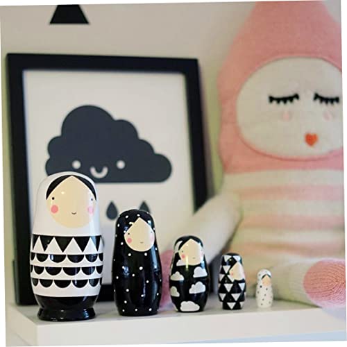 Matryoshka ruso de madera Muñecas de madera en blanco y negro Muñecas de muñeca rusa para niños Decoración de regalo de juguete 5pcs bonita decoración del hogar Artesanía