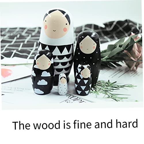 Matryoshka ruso de madera Muñecas de madera en blanco y negro Muñecas de muñeca rusa para niños Decoración de regalo de juguete 5pcs bonita decoración del hogar Artesanía