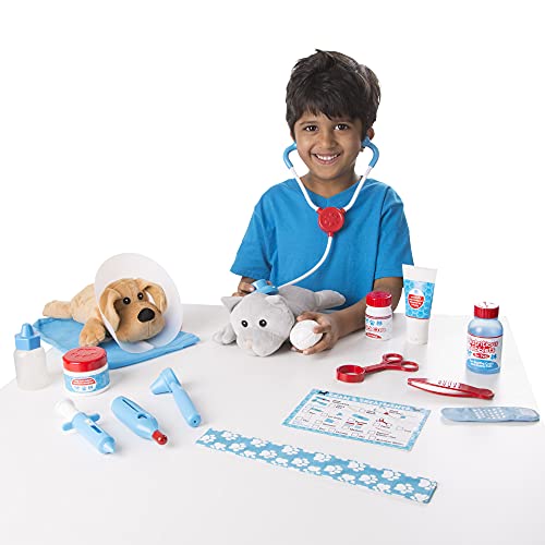 Melissa & Doug Melissa & Doug Examine and Treat Pet Vet Play Set (24 Pcs) , Multicolor (Melissa & Doug 18520)