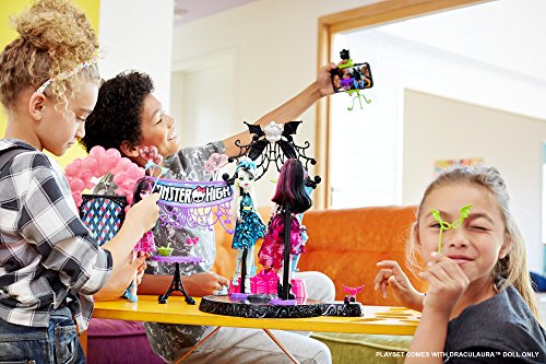 Monster High Welcome to Monster High Dance The Fright Away Playset