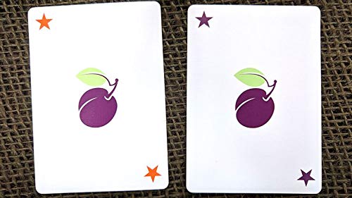 Plum Pi jugando a las cartas de Kings Wild Project | Cool Collectable Poker Deck | Cartas para magos y trucos de magia