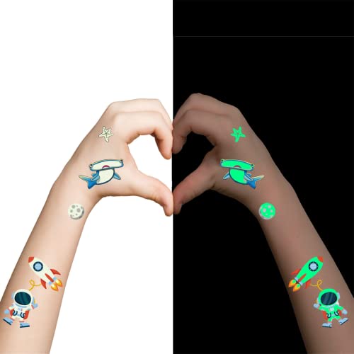 Tatuajes luminosos para niños, 20 hojas de pegatinas de tatuajes temporales de estilos mixtos con transporte / espacio exterior / tiburón / mar para niños y niñas