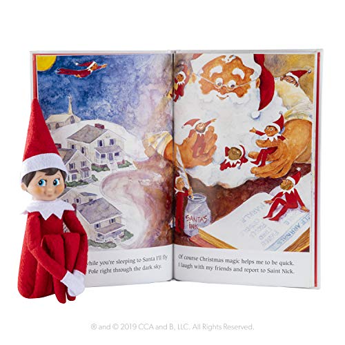 The Elf on the Shelf - a Christmas Tradition, niño de ojos azules