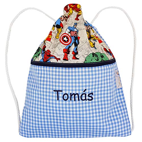 Conjunto Escolar para Colegio o guardería: Mandilón, babi o Bata Escolar + Bolsa Bordado con el Nombre del NIÑO/NIÑA. Modelo Marvel. Tallas Disponibles (Celeste/Marino, 3-4 Años)