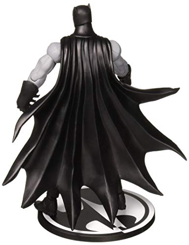 DC Comics Batman- Figura de Acción By Greg Capullo, Negro y Blanco