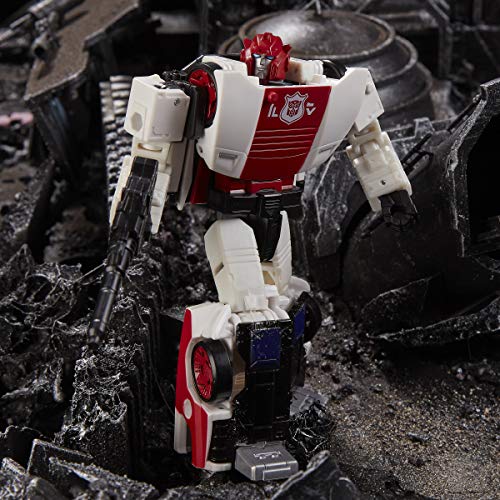 Hasbro Transformers Generations: Siege War for Cybertron Deluxe Red Alert Figure