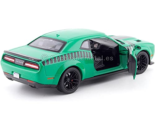 Motormax 73786 Dodge Challenger SRT Hellcat Widebody verde con rayas negras GT Racing Series 1/24 modelo de coche fundido a troquel