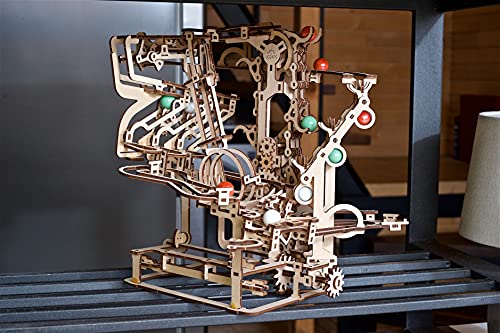 UGEARS Puzzle 3D de Circuito de Canicas - Carrera de Canicas - Pista de Canicas para Niños - Maquetas de Madera y Puzzles 3D - Modelos Mecánicos y maquetas para Construir para Adultos - Marble Run