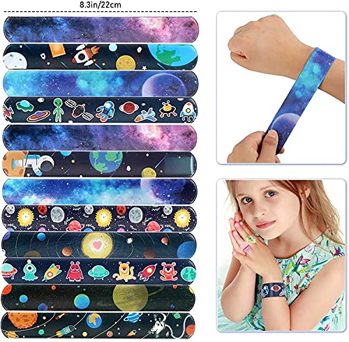 vamei 72 Piezas Artículos de Fiesta Espacial Niño Cumpleaños Espacial con Pulsera Bofetada Pulseras de Juguete Llavero Cohete Collar Espacio Tatuajes Artículos de Fiesta Espacio Niños