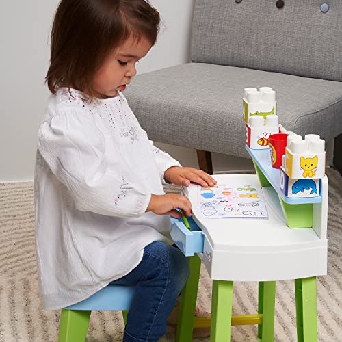 Ecoiffier Maxi Abrick Mi Primer Escritorio con Taburete, Incluye Plantillas y portalápices, Medidas: 43x20x48, Adecuado para niños a Partir de 1 año (7851), Multicolor