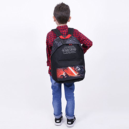 PERLETTI - Mochila Niño Star Wars - Bolso Escolar con Bolsillo Frontal de la Guerra de Las Galaxias - Bolsa Infantil Chico Escuela Viaje Deporte con Tirantes Regulables - Negro - 40x30x18 cm