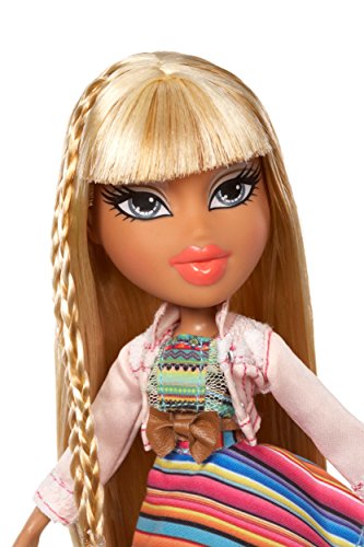 Bratz - Study Abroad Raya, muñeca Fashion (Bandai 537021)